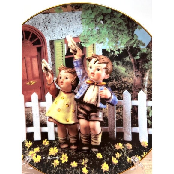 M.I. Hummel "Come Back Soon" Limited Edition Collector Plate - Picture 2 of 3